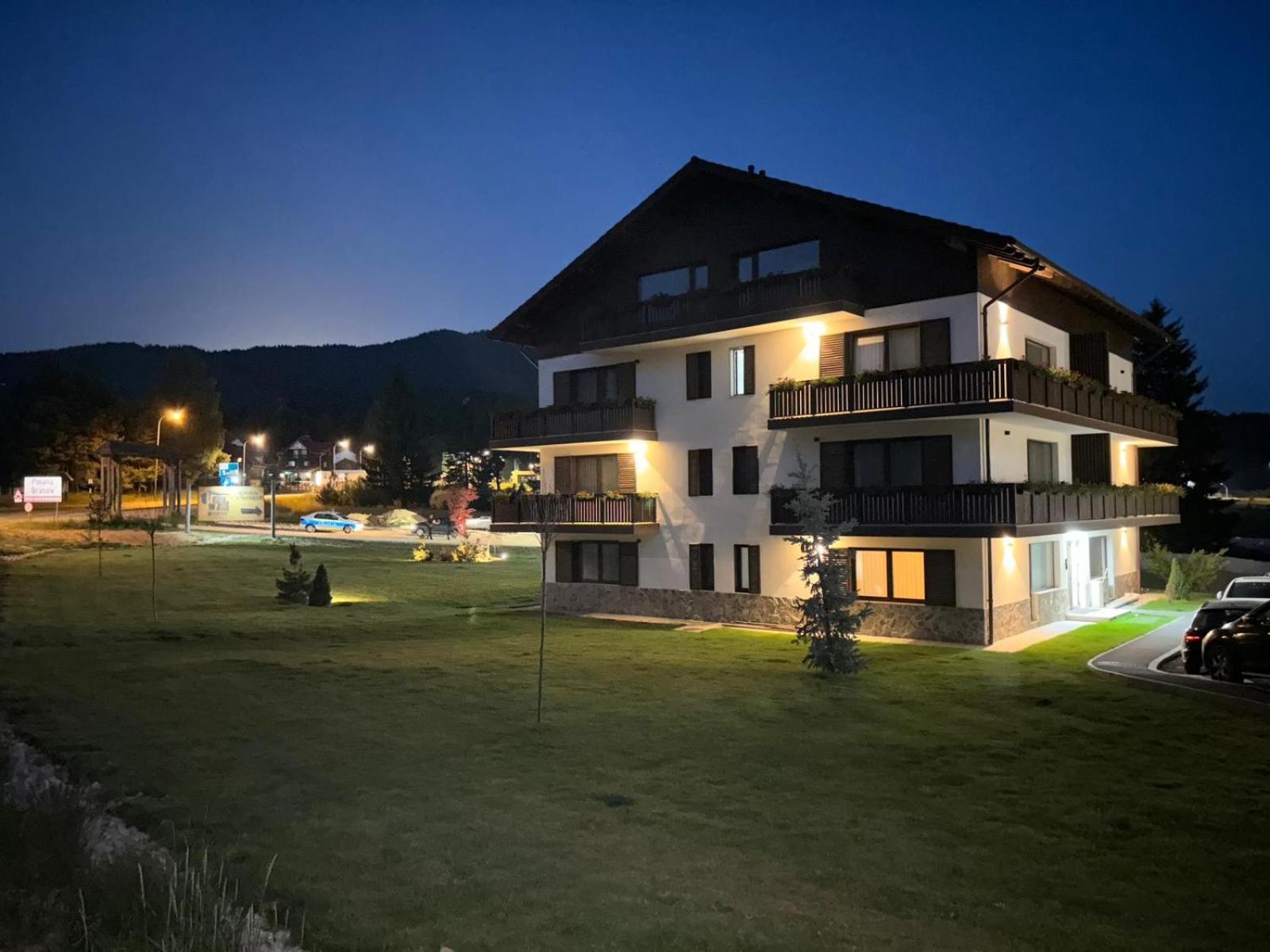Albert Residence Aparthotel Grand Chalet With Free Spa Access To Alpin Resort Poiana Brasov Exteriör bild